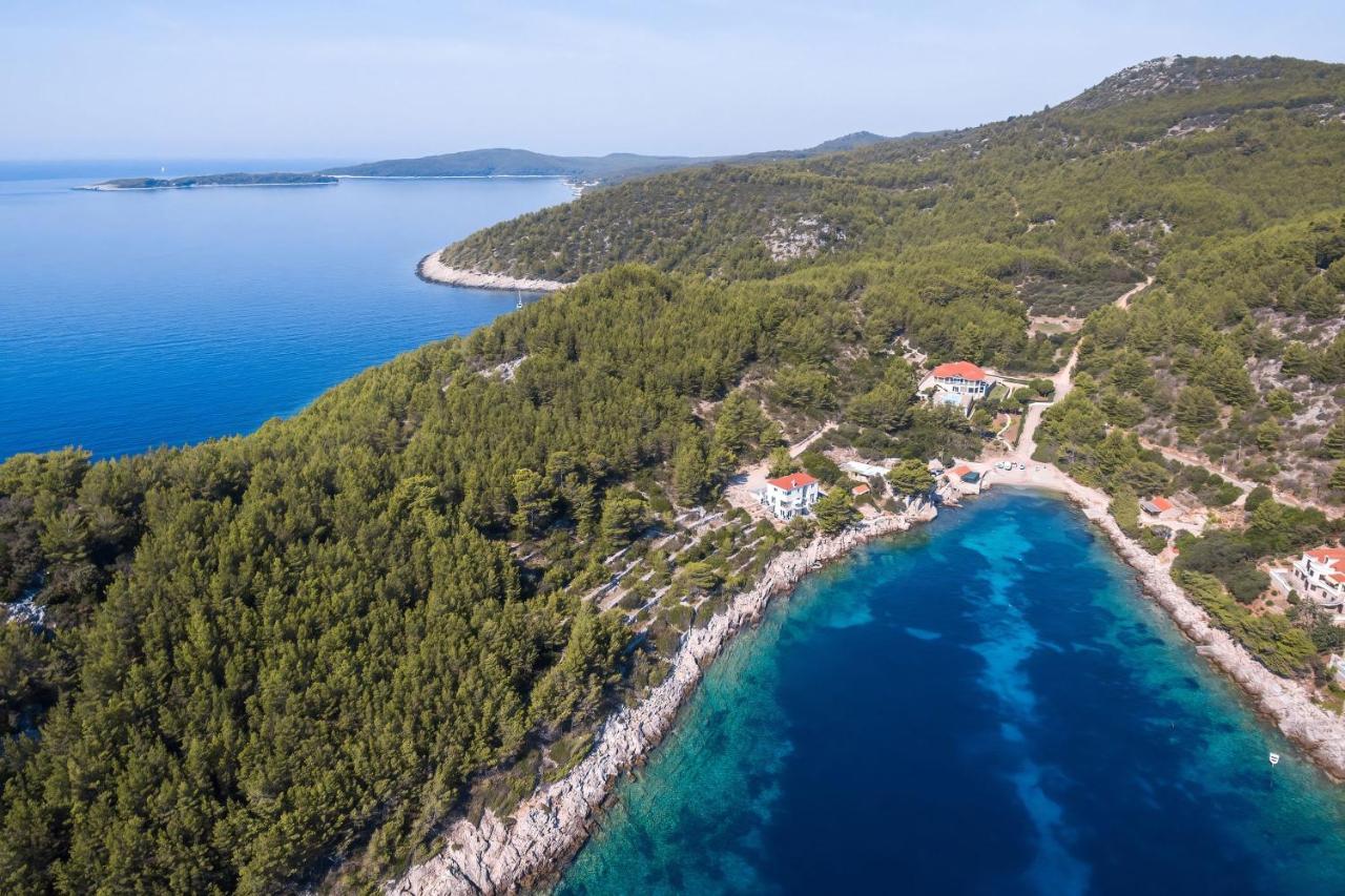 Apartments By The Sea Cove Zaglav, Korcula - 12208 Prizba Eksteriør billede